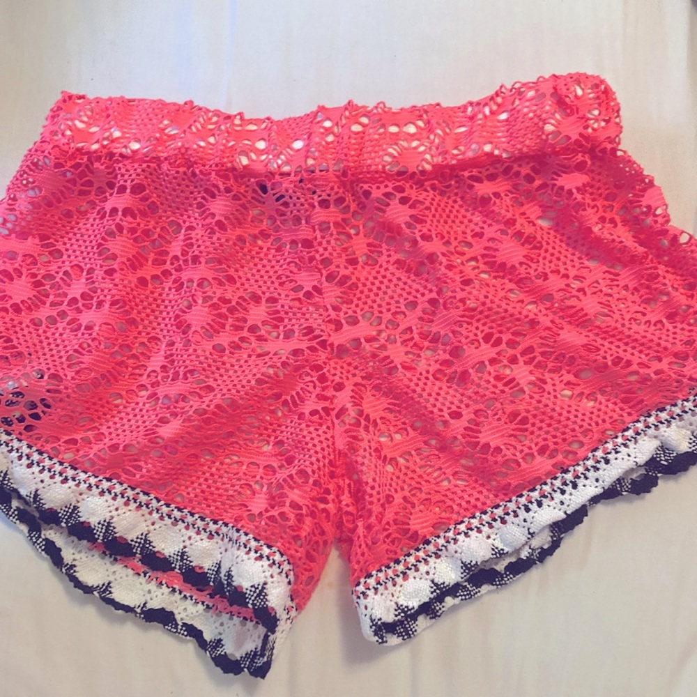 Size Small Women’s HOTS-WING Swimsuit cover shorts